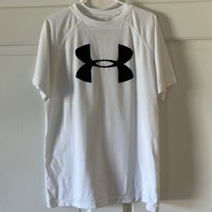 Under Armour Youth SM Loose Fit
